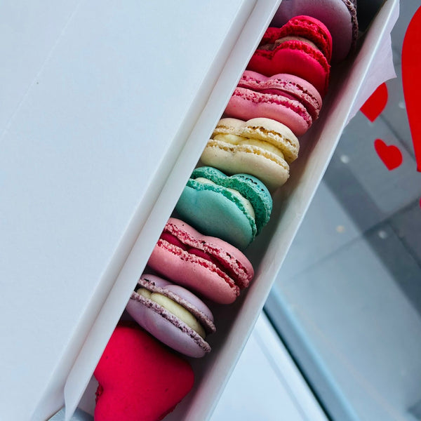 Gift Box of 8 Mixed Valentine’s Heart Macarons